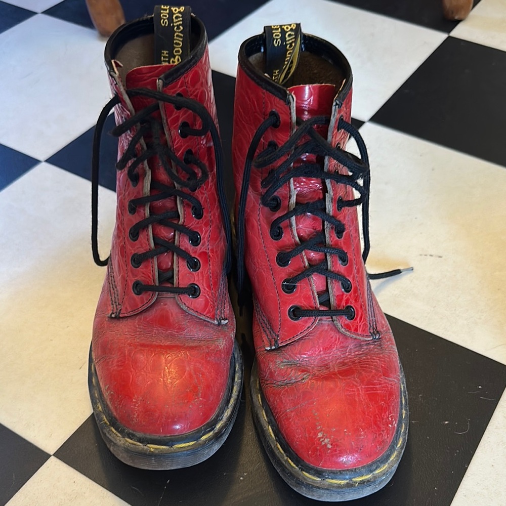 Dr. Martens Red Croc Embossed Combat Boots – Bold Statement – Size 8 women's